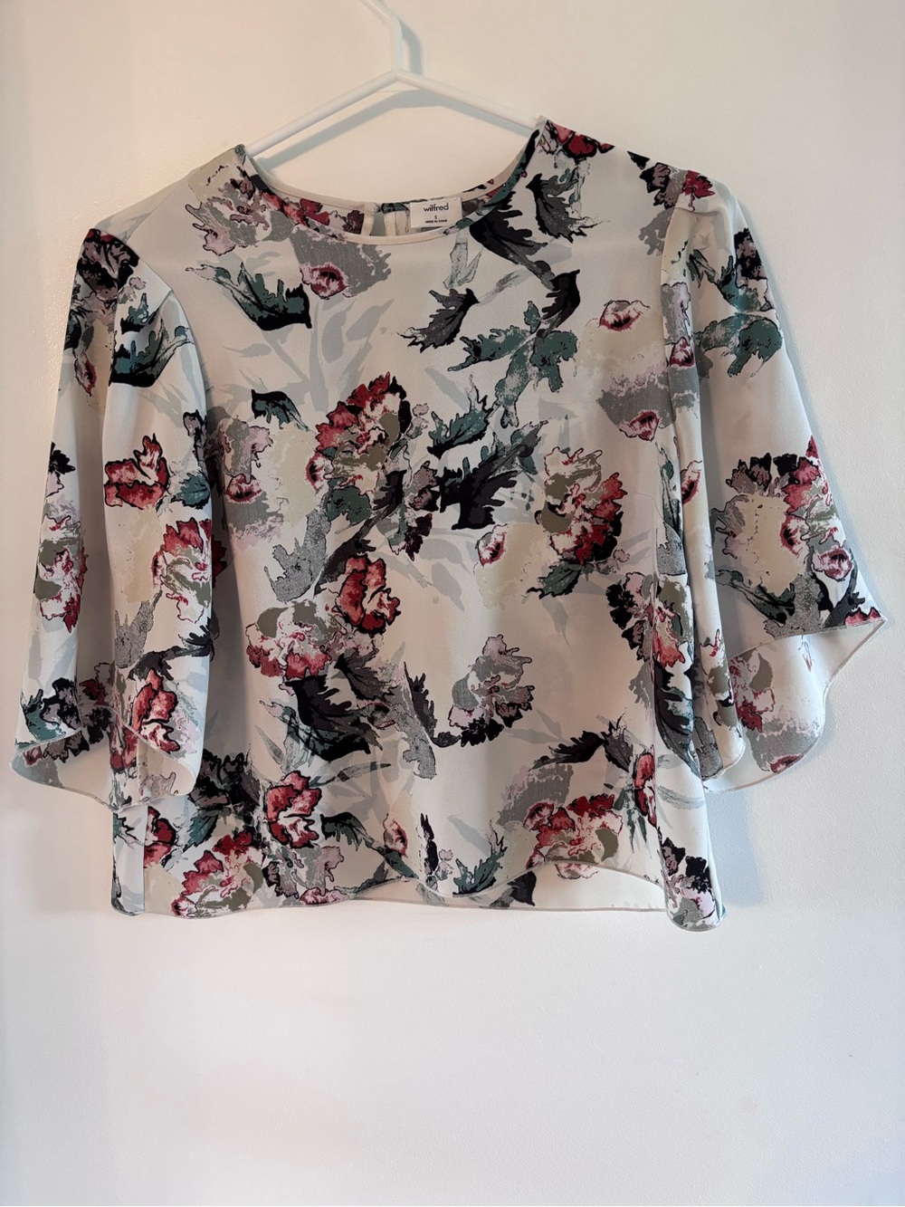 Wilfred Aritzia Floral Silk Trim Bell Sleeve Blouse Cropped Top Size S